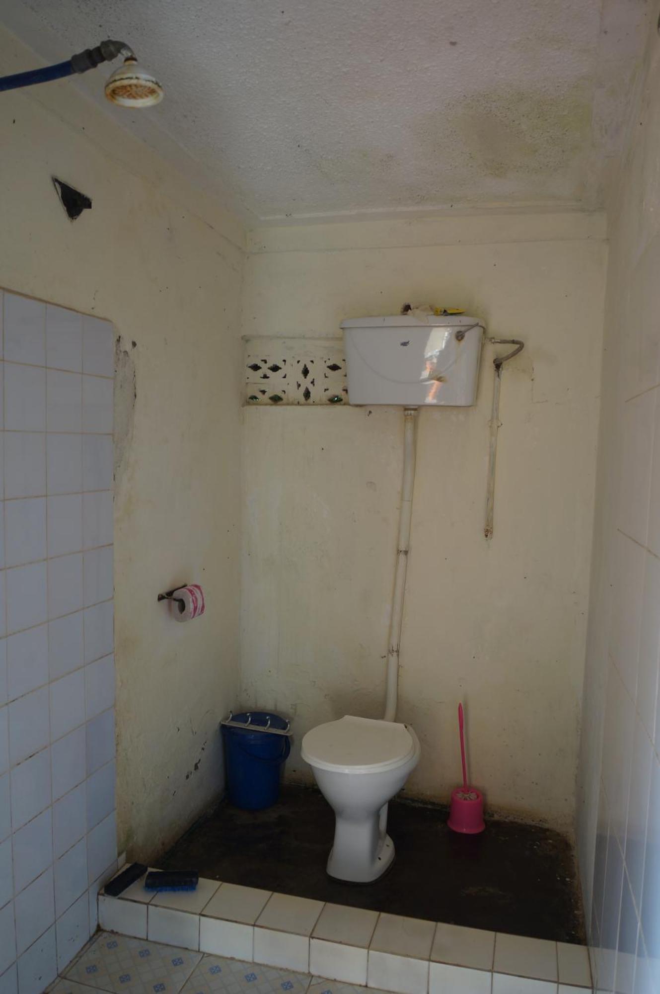 Masaka Backpackers, Tourists Cottage & Campsite Экстерьер фото