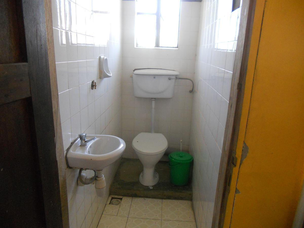 Masaka Backpackers, Tourists Cottage & Campsite Экстерьер фото