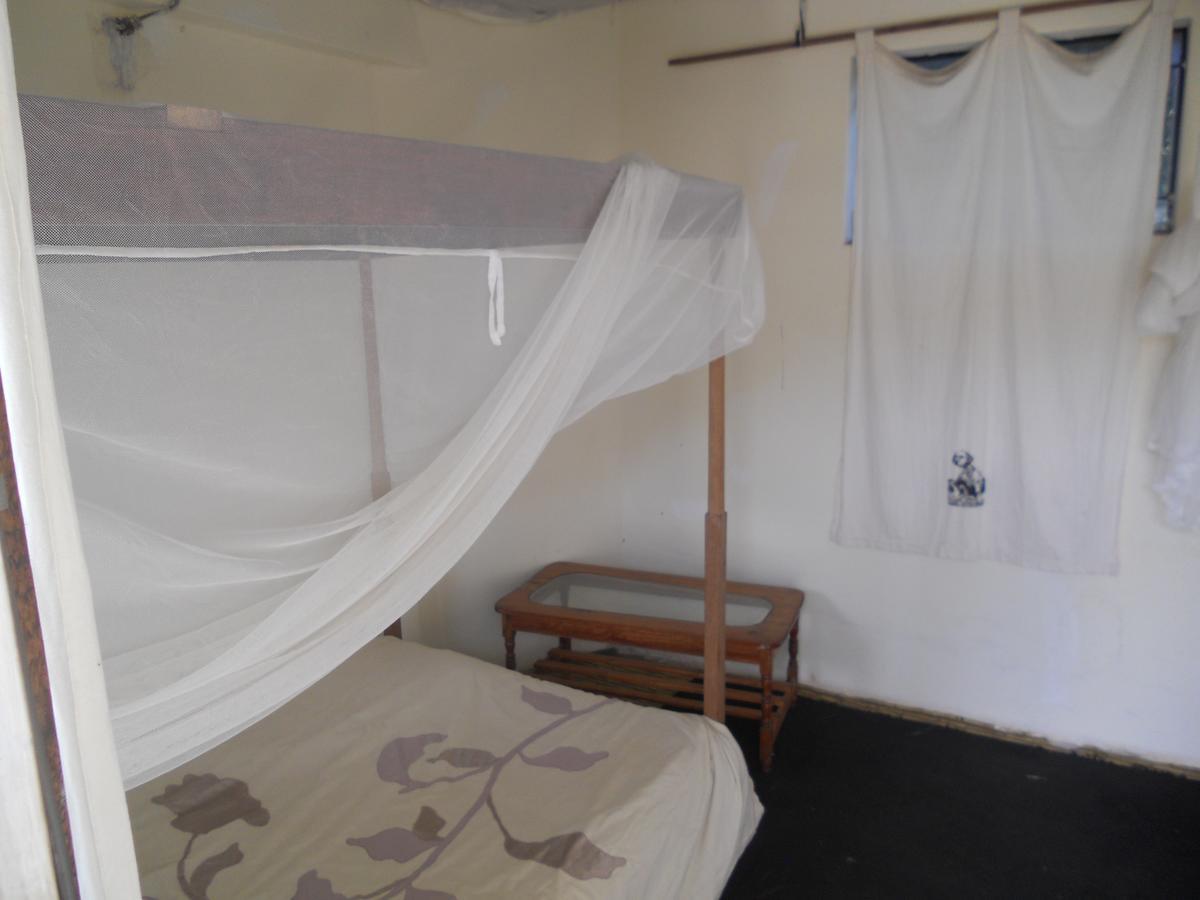 Masaka Backpackers, Tourists Cottage & Campsite Экстерьер фото