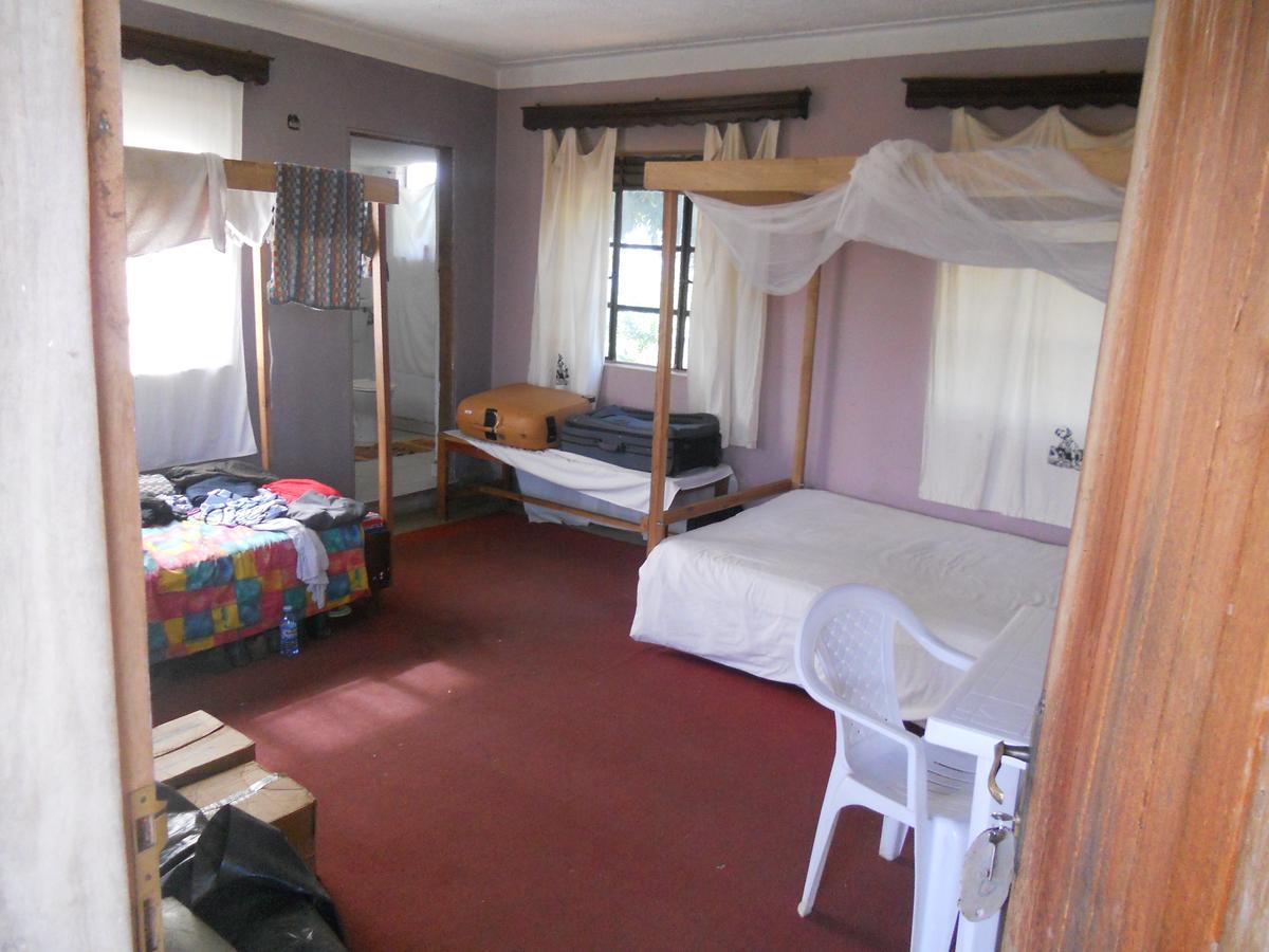 Masaka Backpackers, Tourists Cottage & Campsite Экстерьер фото